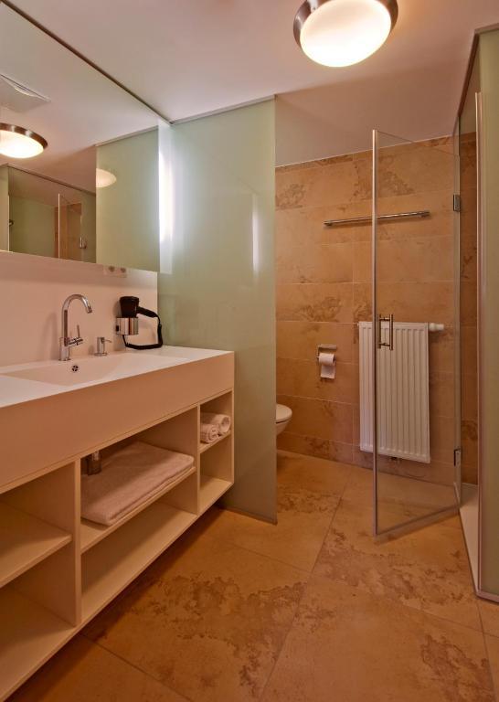 Gastehaus Schloss Bernau Hotel Fischlham Kamer foto